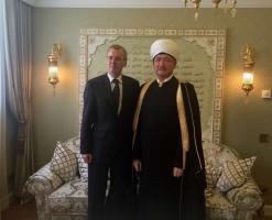 Mufti Sheikh Ravil Gaynutdin discusses immigration and counter-terrorism with British Ambassador