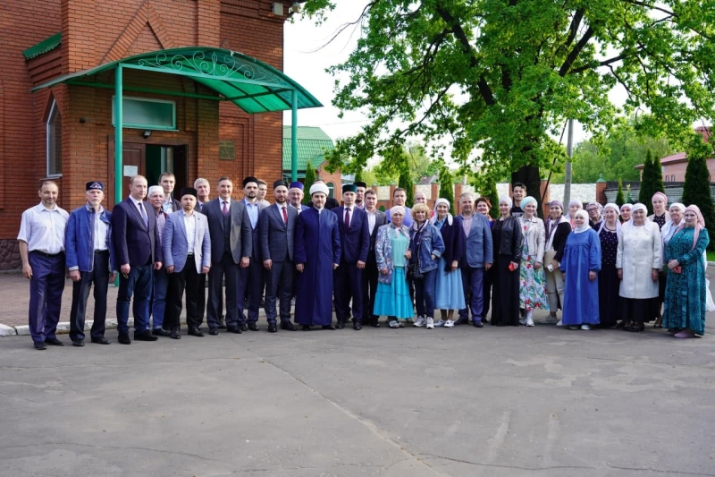  Мусульмане Щелково приняли участие в торжествах по случаю  25-летия официальной деятельности мусульманской общины и 20-летия Щелковской Соборной мечети.  