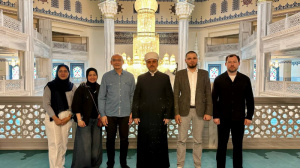 وفد من دولة بروناي دار السلام يزور المسجد الجامع بموسكو 