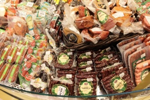 В Магните, Пятерочке и Ашане не хватает продукции халяль