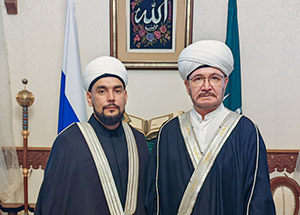 Муфтий Шейх Равиль Гайнутдин благословил председателя ДУМ Приморского края Джамаля Гарифуллина на переизбрание