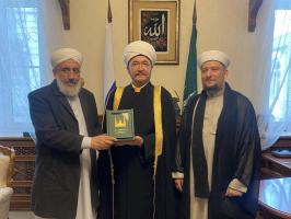 سماحة المفتي يلتقي بوفد المجمع الفقهي العراقي لكبار العلماء للدعوة والافتاء
