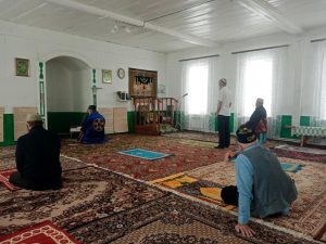 Имам-мухтасиб встретился с единоверцами из старинного села Саратовской области