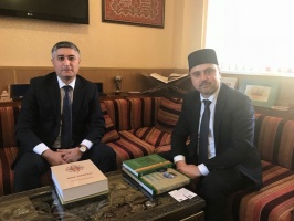 عباسوف يناقش تعميق العلاقات بين مسلمي روسيا وأوزبكستان