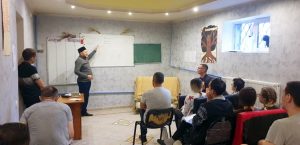 «Вторая Жизнь». Саратовский имам-мухтасиб посетил центр социальной и психологической адаптации