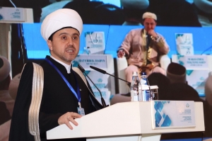 Рушан Аббясов выступил с докладом в пленарной части IV Международной научно-богословской конференции «Духовный Шёлковый путь»