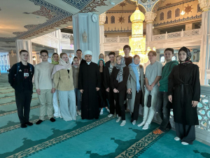 Студенты РАНХиГС посетили Московскую Соборную мечеть