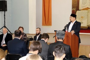 Муфтий Шейх Равиль Гайнутдин направил приветственное слово в адрес авторов и участников презентации книги "Ислам - религия мира и созидания"
