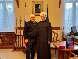 سماحة المفتي العام الشيخ راوي عين الدين يلتقي المفتي مقدس بيبرسوف ــ رئيس الإدارة الدينية لمسلمي منطقة حوض الفولغا