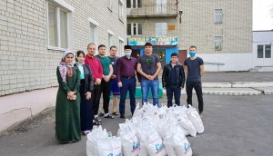 Балашовский мухтасибат оказал продуктовую помощь иностранным студентам