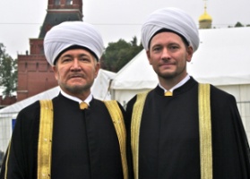 Муфтий Шейх Равиль Гайнутдин поздравил Д.Мухетдинова с назначением на пост члена Общественной палаты РФ