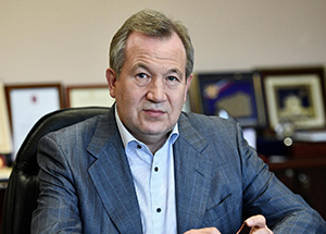 Поздравление президенту и академику Российской академии наук Г.Я. Красникову