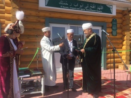 Муфтий Аширов открыл мечеть на Алтае