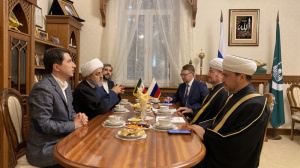 Mufti Sheikh Ravil Gainutdin meets Hamid Shahriyari