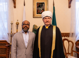 سماحة المفتي الشيخ راوي عين الدين، يلتقي السيد همام الهنائي مستشار جلالة سلطان عُمان 