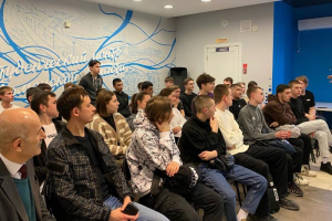 С тюменскими студентами обсудили угрозу вербовки в деструктивные группы посредством сети Интернет