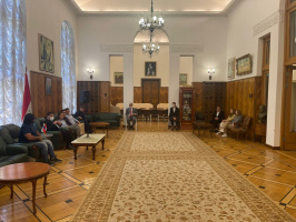 Students visit the embassy of Iraq