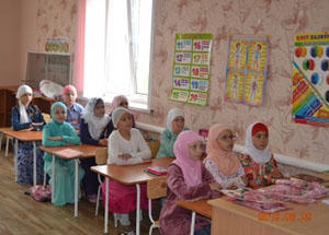 В Женском доме села Средняя Елюзань прошли курсы по основам ислама для девочек