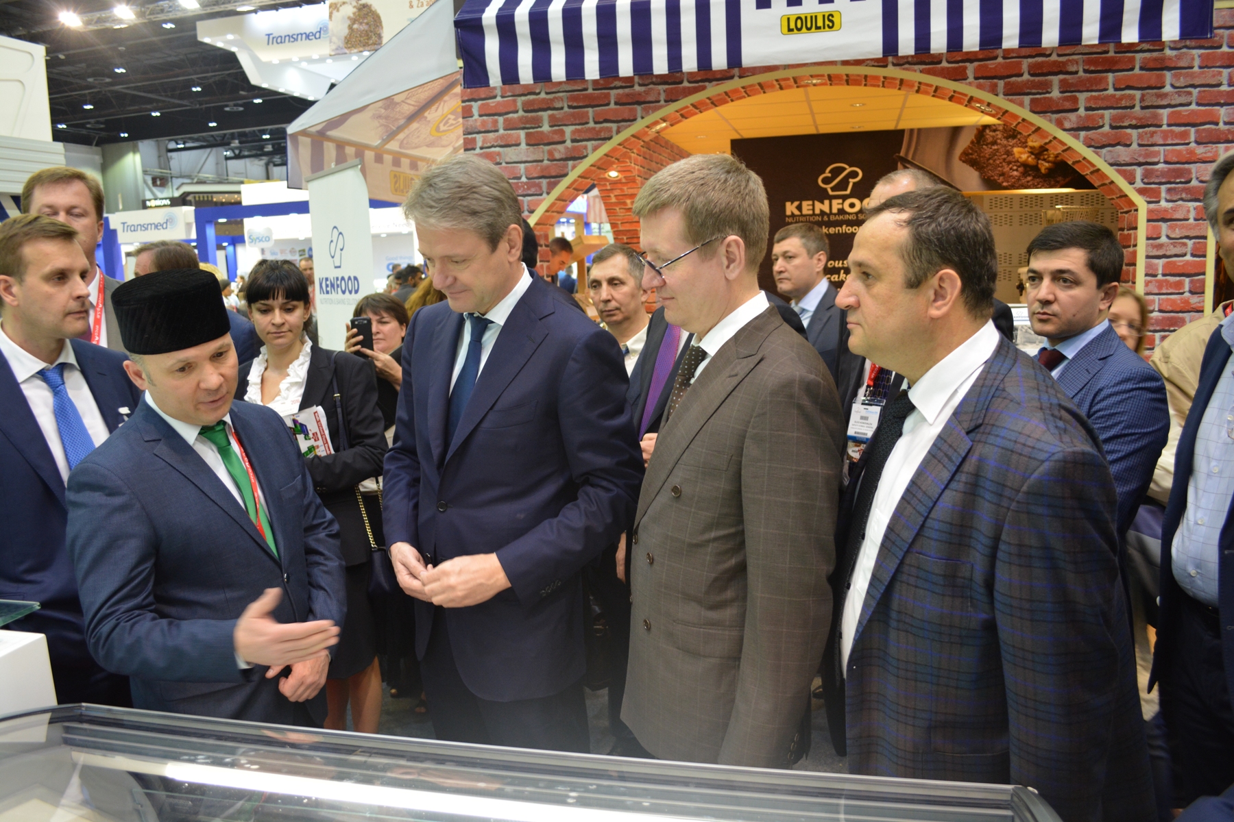 (Gulfood 2016) منتجات الحلال الروسية في معرض