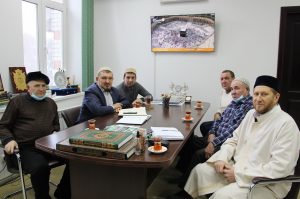 Муфтий Саратовской области встретился с мусульманами из Репьёвки
