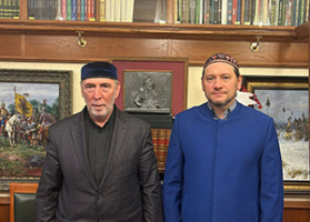 البروفسور ضمير محي الدينوف يلتقي عميد المعهد الإسلامي في مدينة سونجا (جمهورية إنغوشيا) جبرائيل موخلوييف