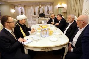 Palestinian delegation visits Moscow Cathedral Mosque