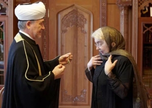 Муфтий Шейх Равиль Гайнутдин направил слова соболезнования в связи с кончиной Елены Флеровой.