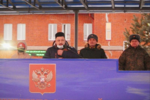 Имам-хатыб мечети города Ишим принял участие в торжественном открытии зимнего учебного сезона у военнослужащих