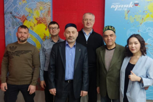 Руководители и члены волонтёрского движения Тюмени «Аль-Манар» (Маяк) рассказали о своей деятельности