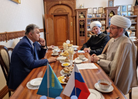 سماحة المفتي يستقبل سعادة سفير جمهورية كازاخستان في موسكو يرميك كوشيرباييف