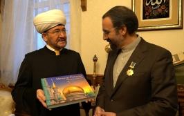  Муфтий Шейх Равиль Гайнутдин встретился с Послом Ирана в РФ Мехди Санаи