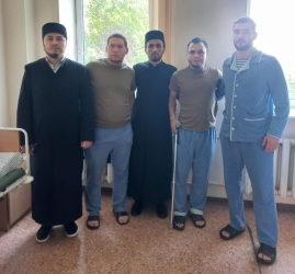 Мусульмане Подольска навестили раненных единоверцев