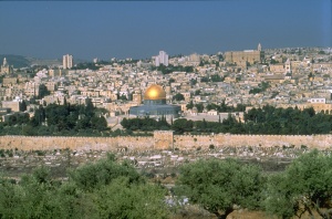 الإحتفال بيوم القدس العالمي في المسجد الجامع بموسكو 