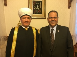  Муфтий шейх Равиль Гайнутдин встретился с Послом Королевства Бахрейн в РФ