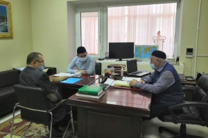 Муфтий Тюменской области обсудил планы  в сфере производства продукции «Халяль»
