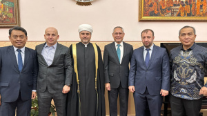 روشان عباسوف يلتقي  مع سعادة سفير اندونيسيا في موسكو 