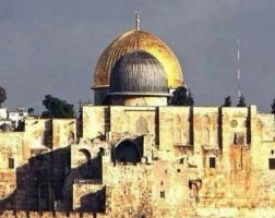 "НЕЗАВИСИМАЯ ГАЗЕТА": "Аббас призвал мусульман России защищать Иерусалим. Муфтий Равиль Гайнутдин уже объявил о специальной программе паломничества к Аль-Аксе"