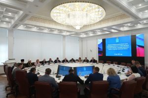 Муфтий  Саратовской области Расим-хазрат Кузяхметовпринял участие в заседании межведомственной рабочей группы