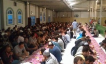 “The Feast of the Merciful” in Jum'ah Mosque