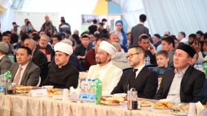 Верховный муфтий Казахстана Серикбай кажы Ораз принял участие в Шатре Рамадана 