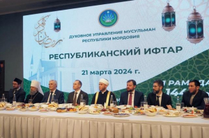 Глава Республики Мордовия Артем Здунов принял участие в республиканском ифтаре 