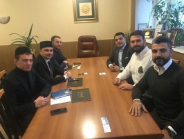الشيخ روشان عباسوف يناقش آفاق التعاون في مجال السياحة الحلال 