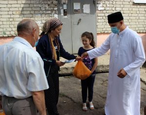 В Балашове завершилась благотворительная акция ДУМСО «Корзина Курбан-Байрама»