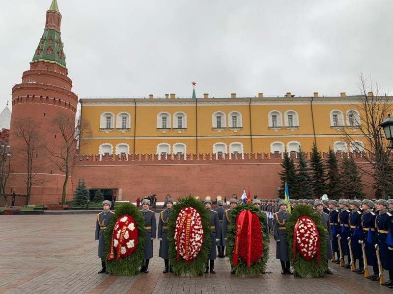 Ильдар Нуриманов принял участие в мероприятиях в связи с празднованием 78-й годовщины военного парада на Красной площади