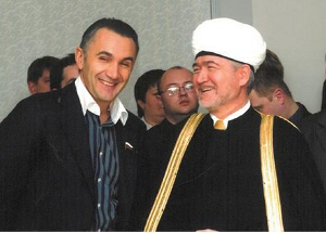 Муфтий Шейх Равиль Гайнутдин поздравляет с юбилеем Амира Галлямова