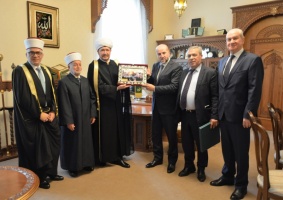 Mufti Sheikh Ravil Gaynutdin receives Palestinian delegates