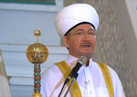 سماحة المفتي يهنىء أبناء روسيا بالعيد الوطني.. يوم الوحدة الوطنية 
