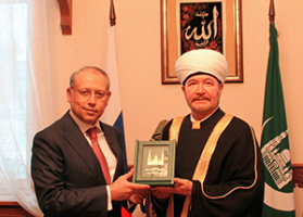 Mufti Sheikh Ravil Gainutdin meets the Ambassador of Egypt