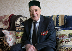 Муфтий Шейх Равиль Гайнутдин направил поздравления Хакиму Биктееву. Нашему ветерану исполнилось 98 лет