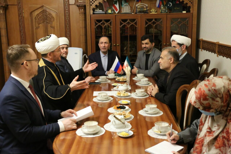 Встреча Муфтия Шейха Равиля Гайнутдина с Послом Ирана в РФ Каземом Джалили
